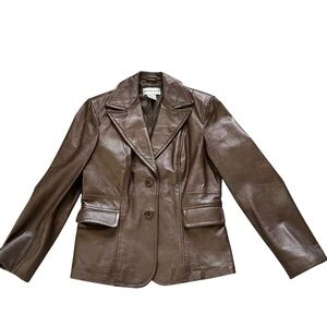 Vintage Newport News Sz 10 brown 2-button women’s leather jacket shoulder pads